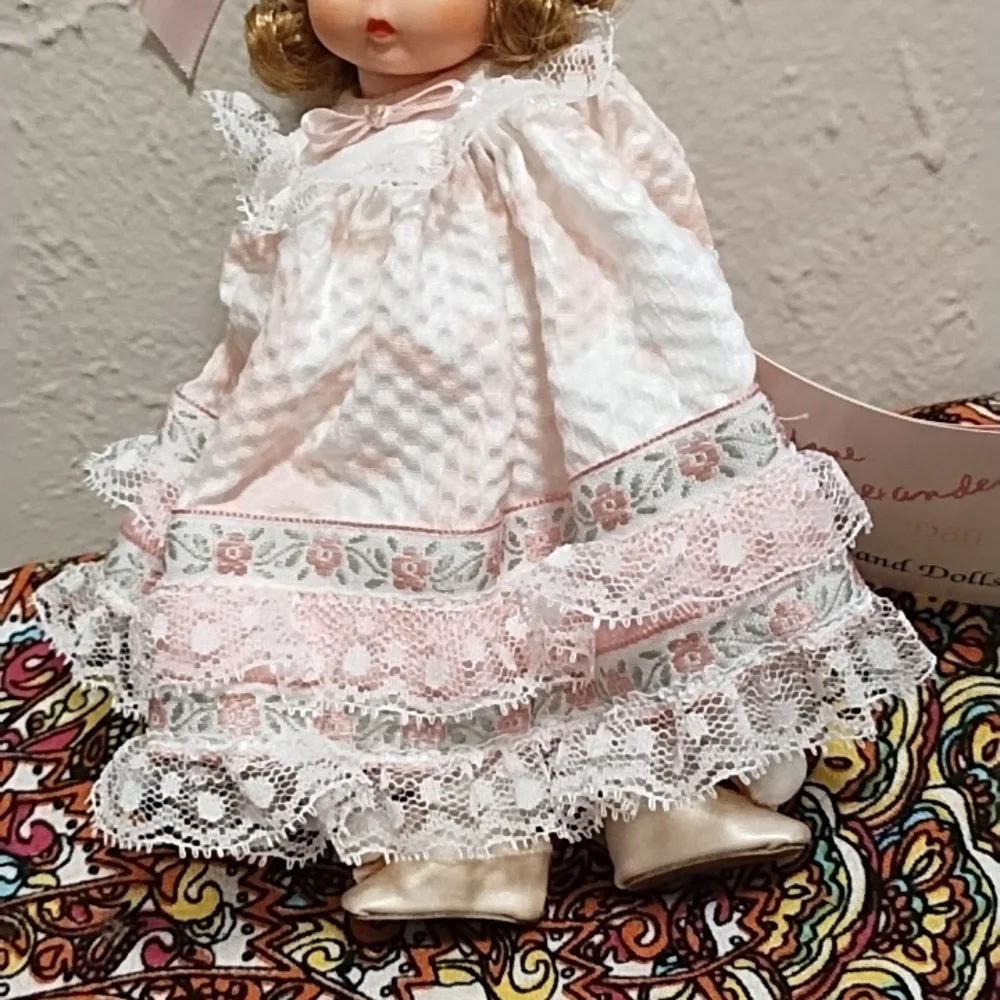 Madame Alexander Wendy Doll